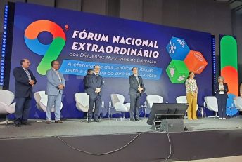 Presidente da UNCME Nacional participa da abertura  do 9º Fórum  Extraordinário da UNDIME  em Brasilia