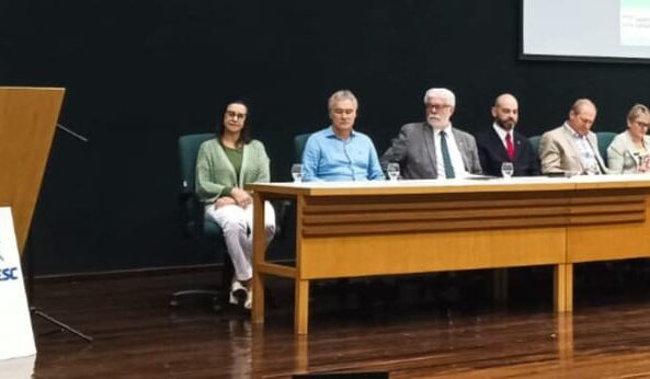 A UNCME/SC em parceira com o CEE/SC realizou o XII Seminário Estadual de Sistemas de Ensino em Xanxerê/SC