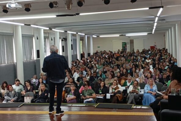 XIX Seminário Estadual da União Nacional dos Conselhos Municipais da Educação de Santa Catarina e o VIII Seminário da Região Sul