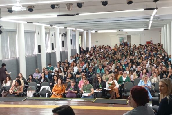 XIX Seminário Estadual da União Nacional dos Conselhos Municipais da Educação de Santa Catarina e o VIII Seminário da Região Sul