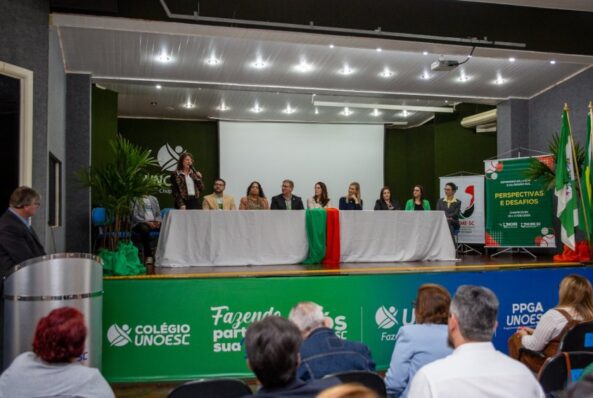 Chapecó recebe Seminário Estadual da União Nacional dos Conselhos Municipais de Educação