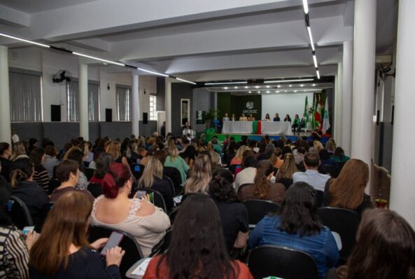 Chapecó recebe Seminário Estadual da União Nacional dos Conselhos Municipais de Educação